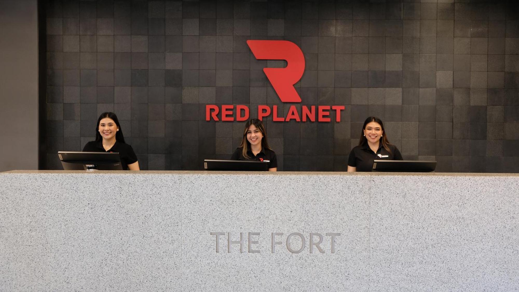 טאגיג Red Planet Bgc The Fort מראה חיצוני תמונה